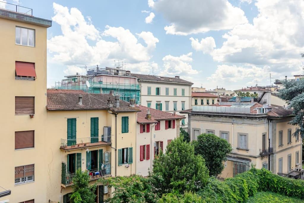 Luminoso Appartamento Fiorentino Florence Exterior photo